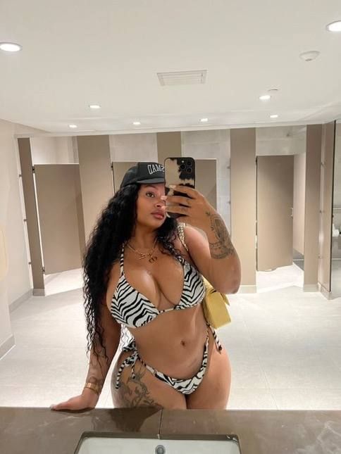 I TAKE CASH 💵 do you wanna have some fun?🍑 Text me 2282024354.I offer both incall and outcall,Horny Tight pussy💋👅 - Image 3